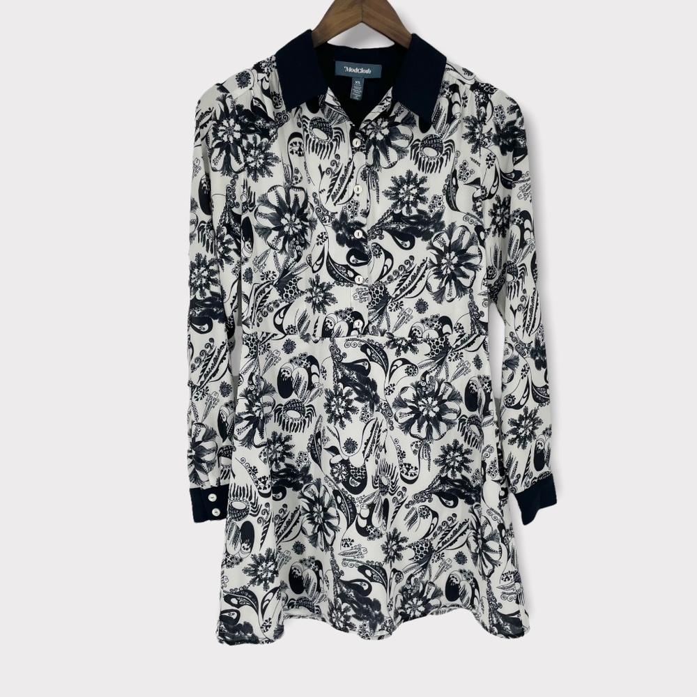 Modcloth White Blue Floral‎ Button Up Collared Dress Size XS